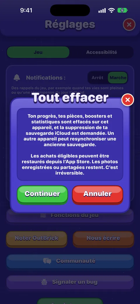 La carte de suppression des données par-dessus les Réglages, avec l’avertissement complet et les boutons Continuer et Annuler.
